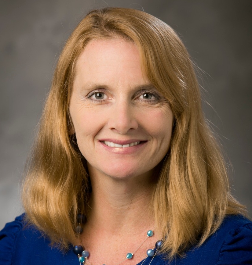 Mary Cummings
Pratt School of Engineering faculty
studio portrait