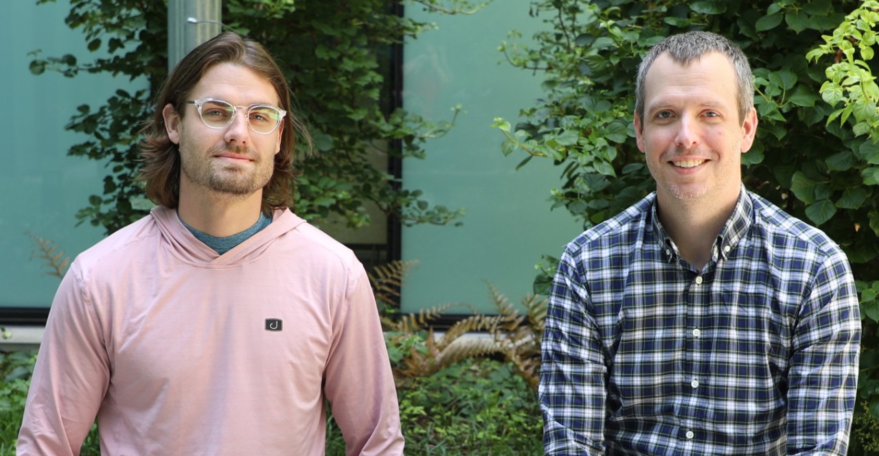 student-faculty-research-discussion1