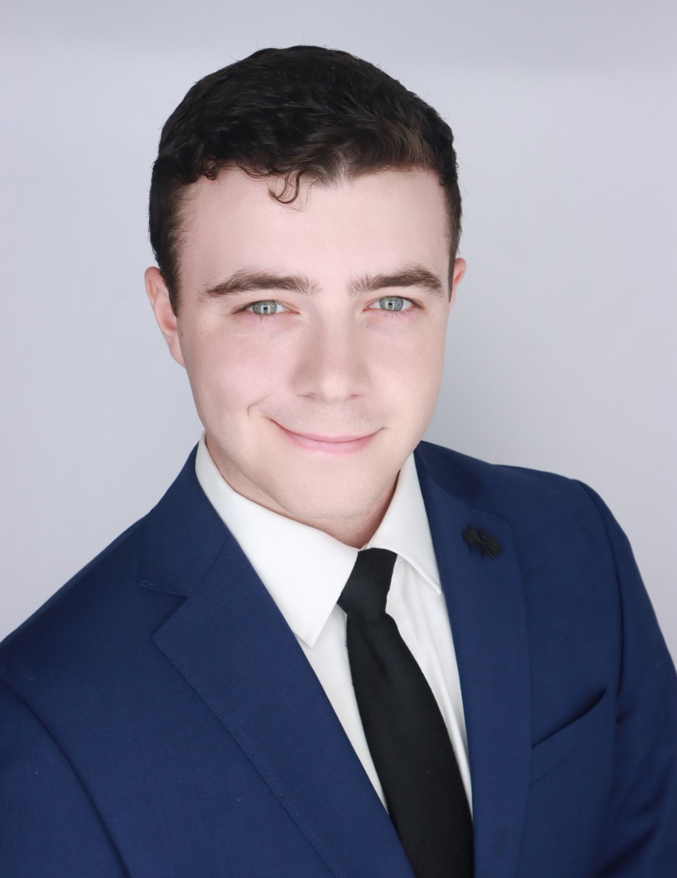 Dylan Stenski headshot