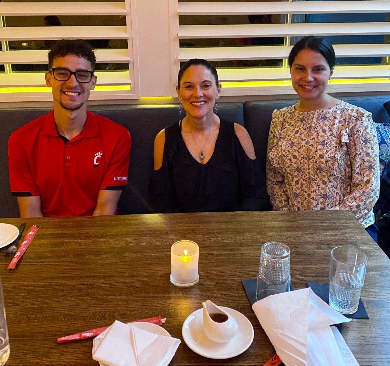 riley-pam-rachel-dinner