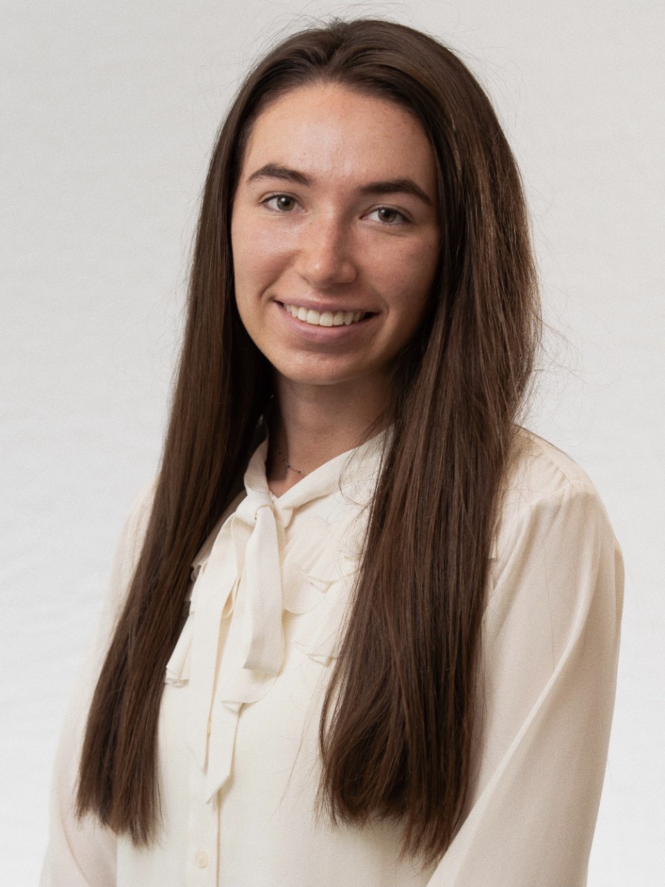 Headshot of Kate Walsh, Real Estate ‘24